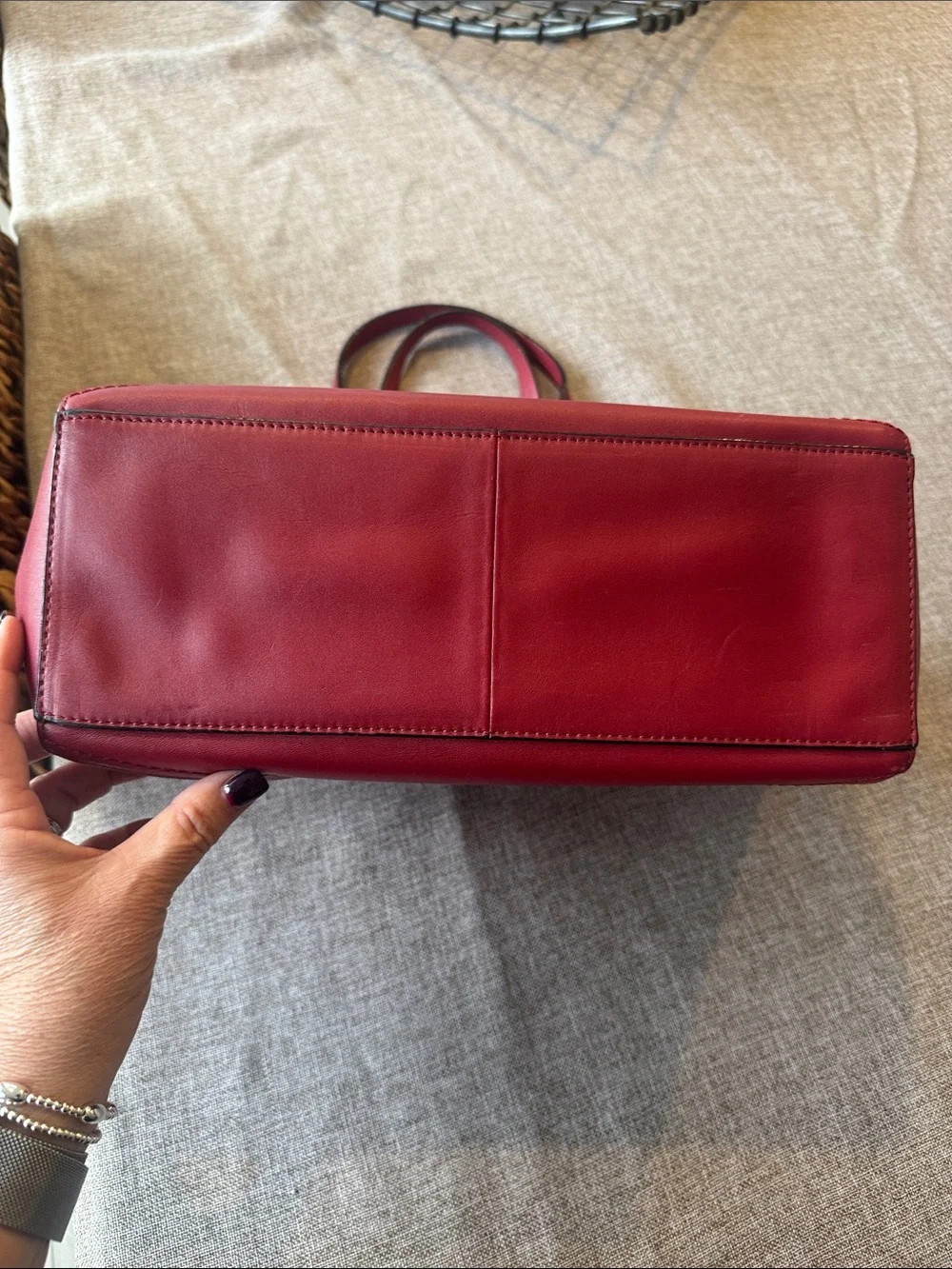 ANTONIO MELANI Red Leather Clutch with Gold Hardware